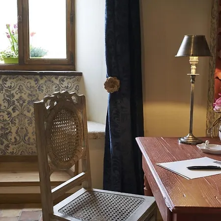 Manoir De La Senechaussee De Lantiern Gasthuis